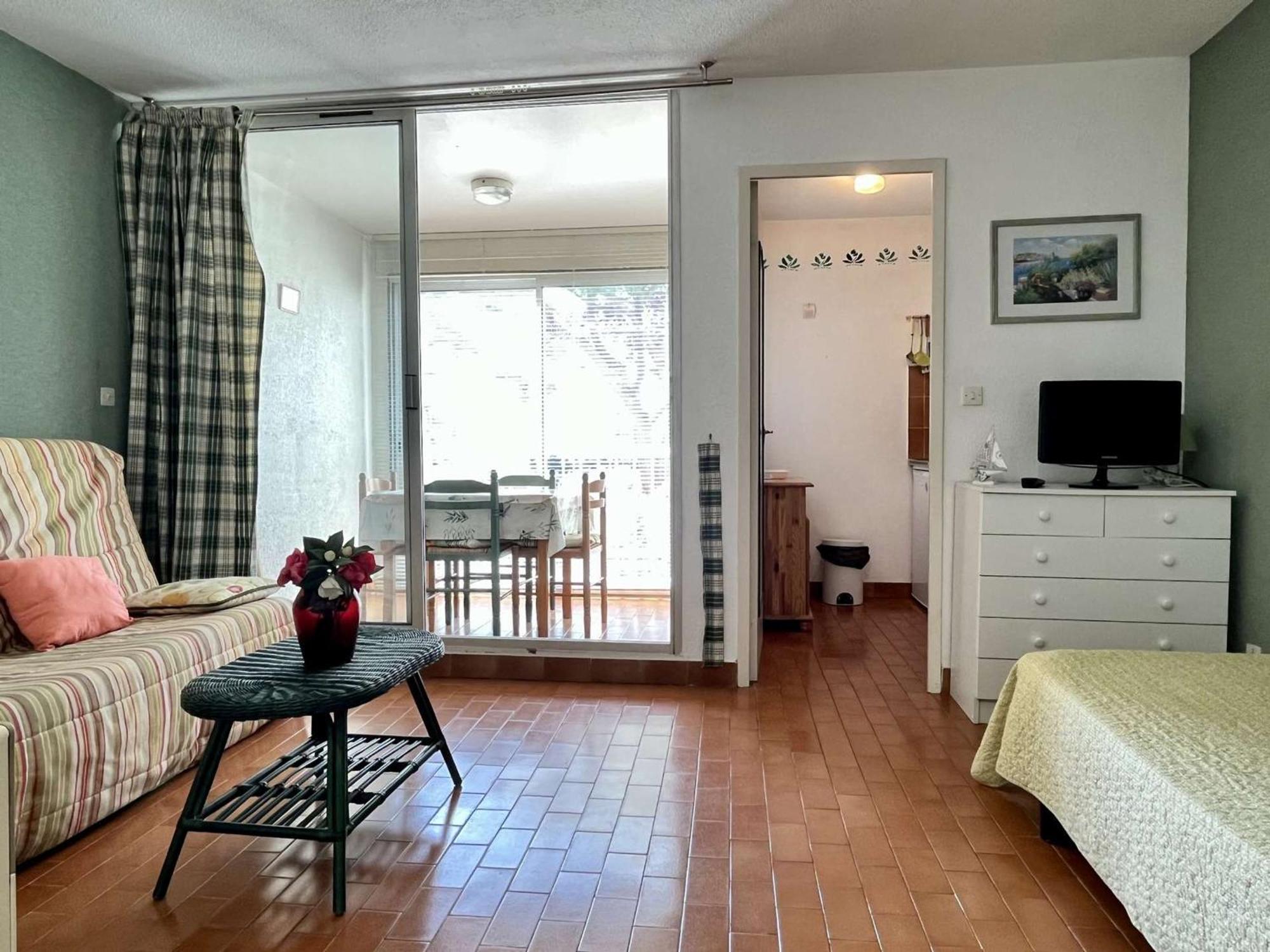 Studio A Argeles-Sur-Mer, 400M De La Plage Et Proche Commerces, Loggia, Animaux Bienvenus, Menage Inclus - Fr-1-225-548 Eksteriør bilde